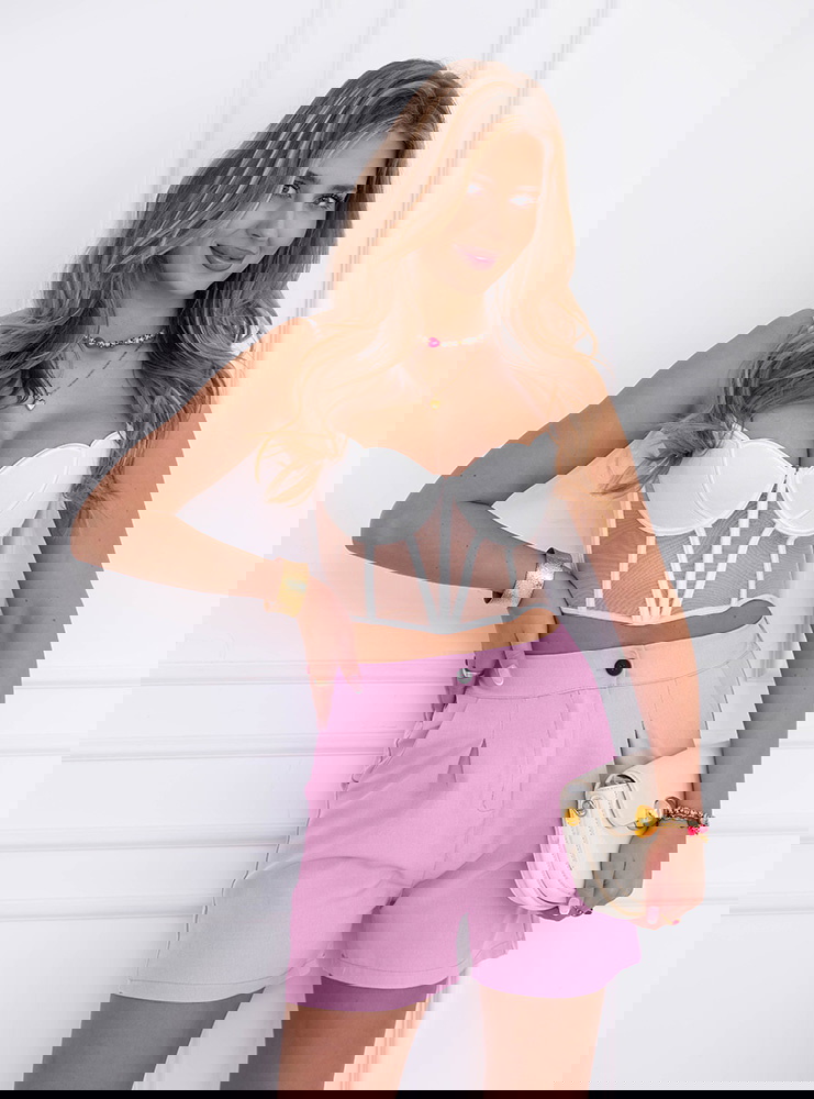 Pudrowe szorty z wysokim stanem i...