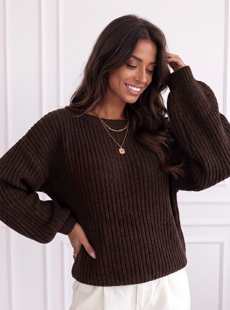 Czekoladowy sweter oversize z...
