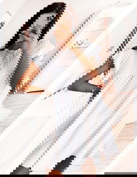 ZWIEWNA SUKIENKA OVERSIZE VAFARA